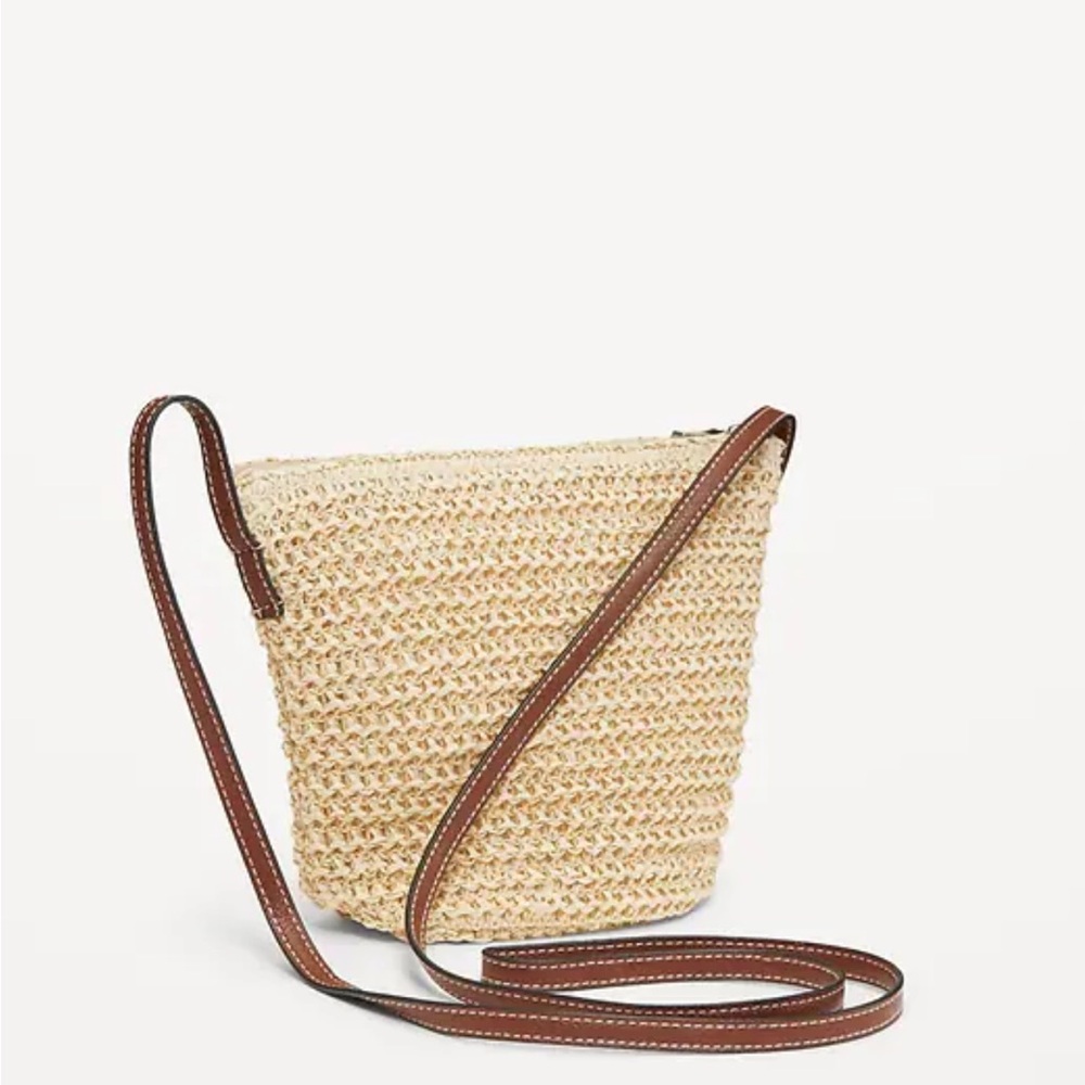 Gap Straw Crossbody